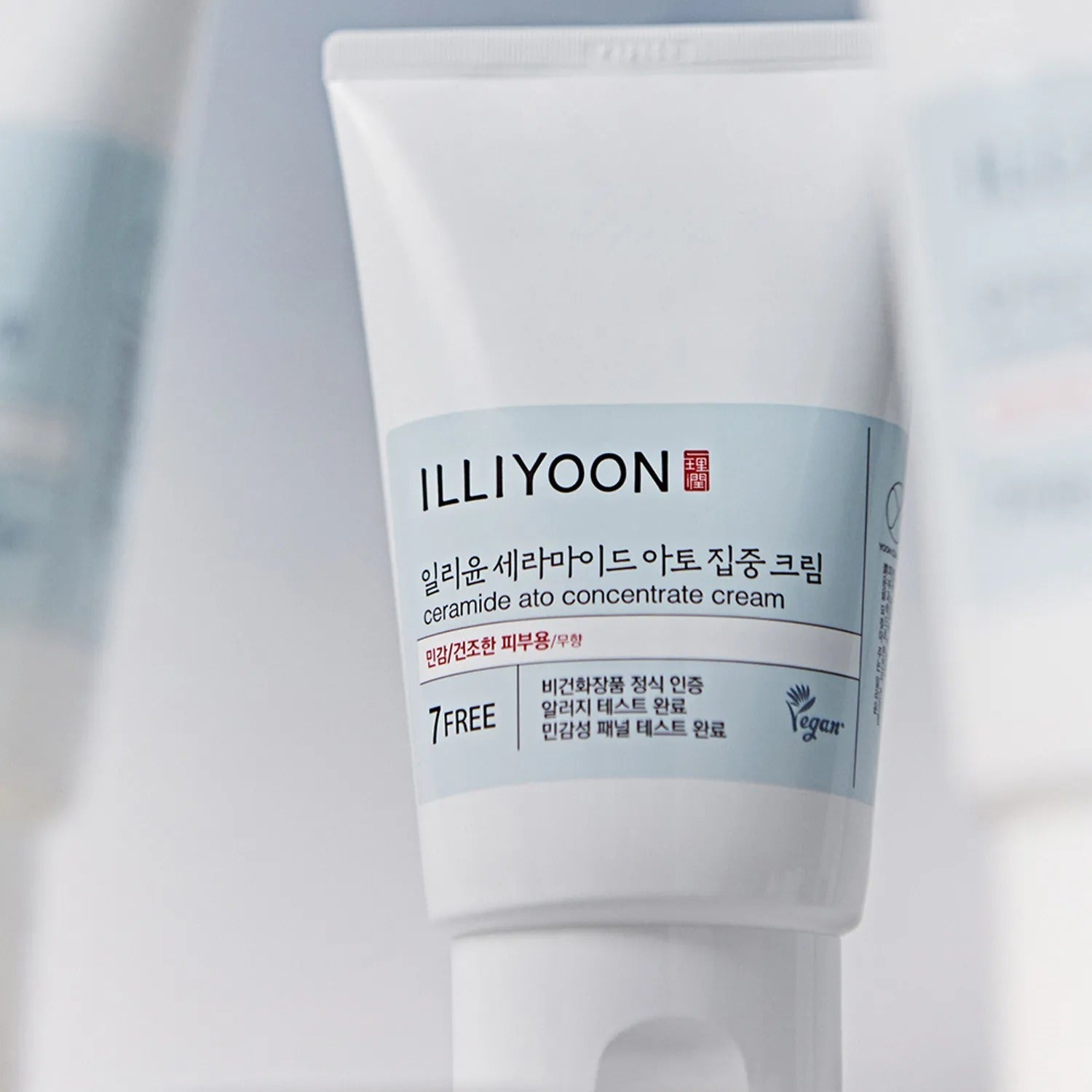 ILLIYOON Ceramide Ato Concentrate Cream 150ml